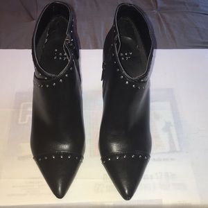 Women’s High Heeled Boot